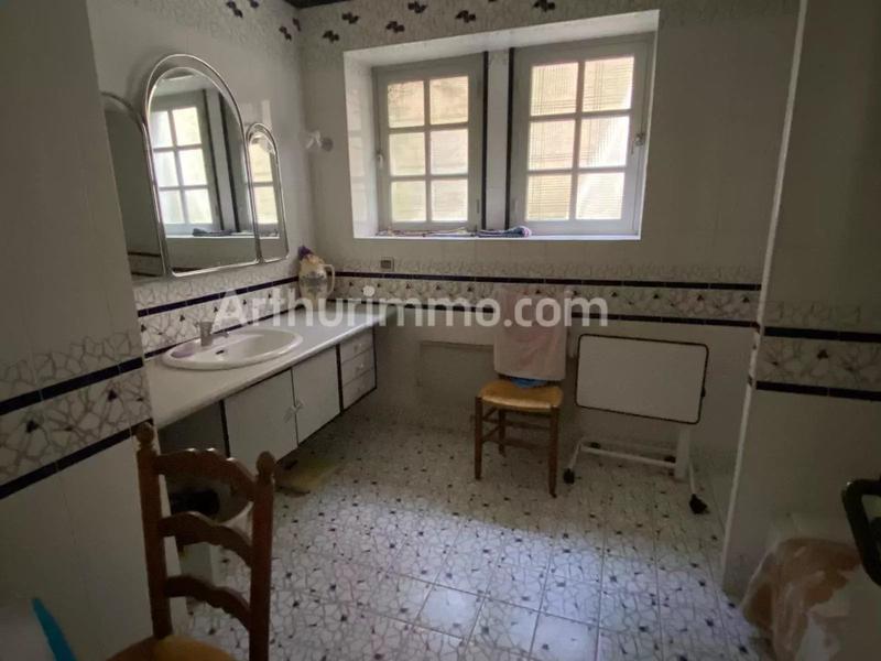 Maison - 400 m² - 12 pièces