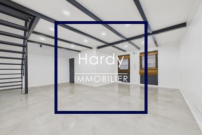 Bureau - 68 m² - 2 pièces