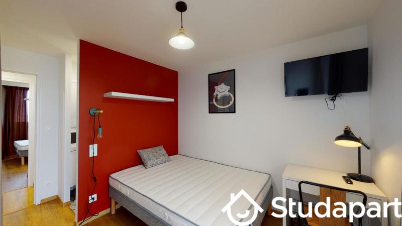 Chambre - 12 m² - 1 pièce