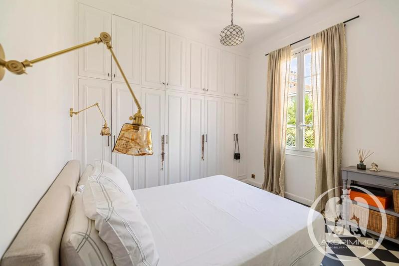 Appartement - 96 m² - 3 pièces