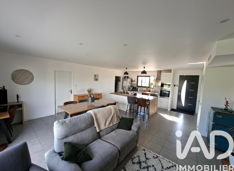 Maison - 94 m² - 4 pièces