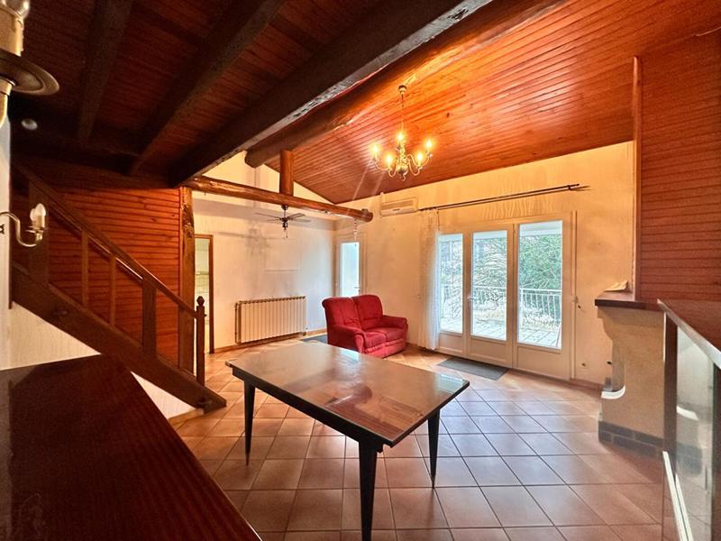 Maison - 92 m² - 4 pièces