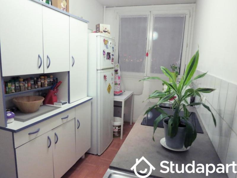 Chambre - 14 m² - 1 pièce