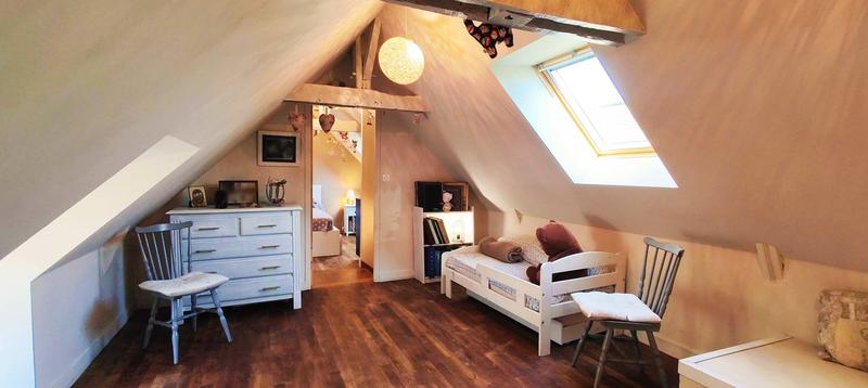 Maison - 165 m² - 8 pièces