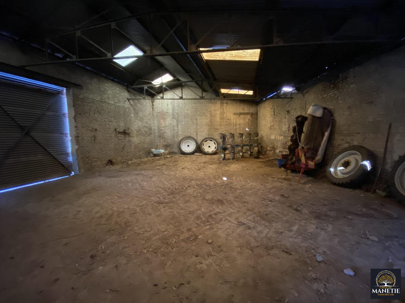 Maison ancienne - 225 m² - 3 pièces