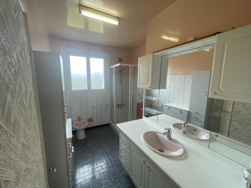 Maison - 98 m² - 4 pièces