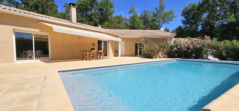 Villa - 137 m² - 5 pièces