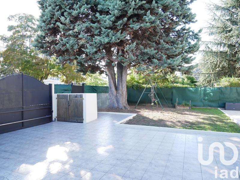 Maison - 200 m² - 7 pièces