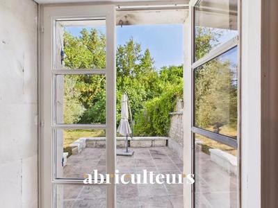 Maison - 258 m² - 12 pièces