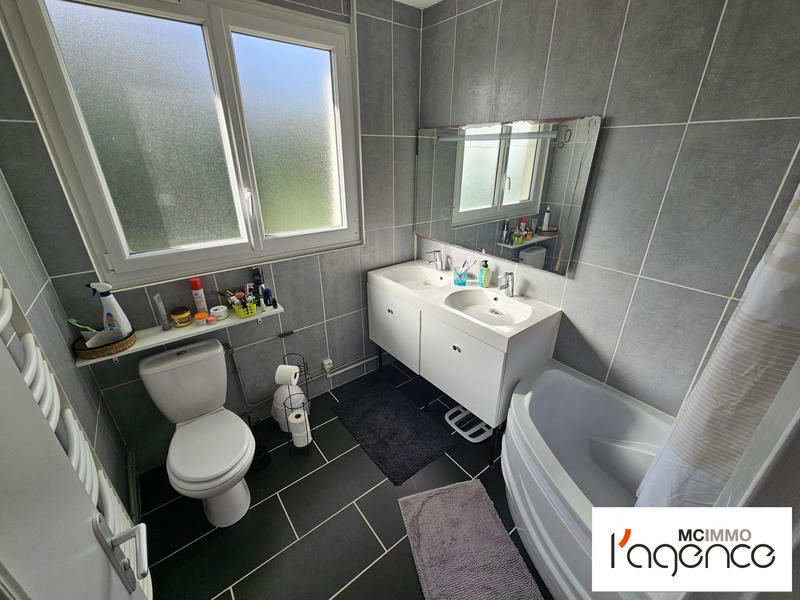 Maison - 82 m² - 4 pièces