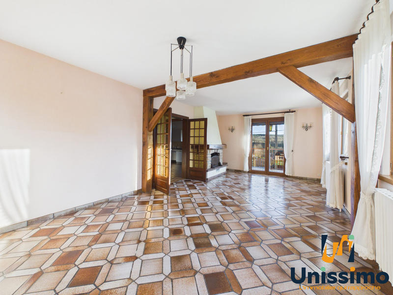 Maison - 177 m² - 7 pièces