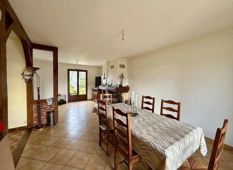 Maison - 101 m² - 5 pièces