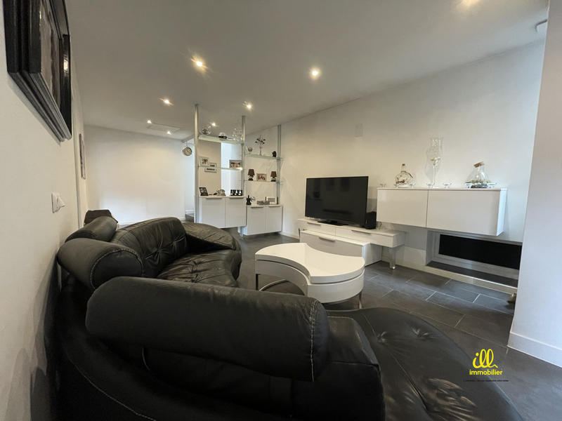 Maison - 188 m² - 6 pièces