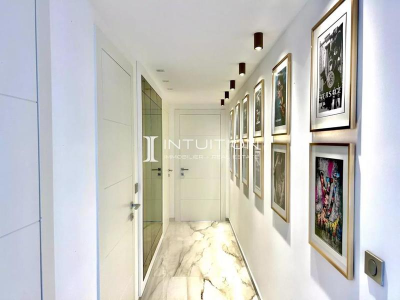 Appartement - 127 m² - 3 pièces