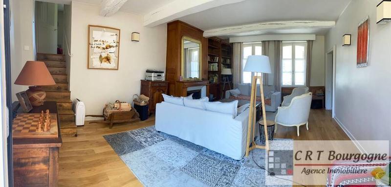 Maison ancienne - 248 m² - 9 pièces