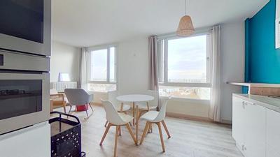 Chambre - 84 m² - 4 pièces