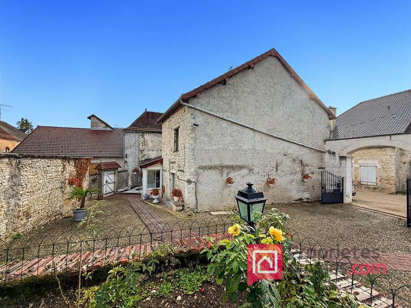 Maison - 118 m² - 6 pièces