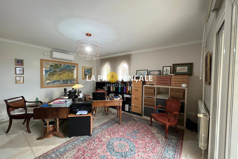 Maison - 152 m² - 6 pièces