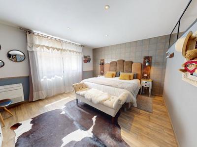 Maison de village - 193 m² - 6 pièces