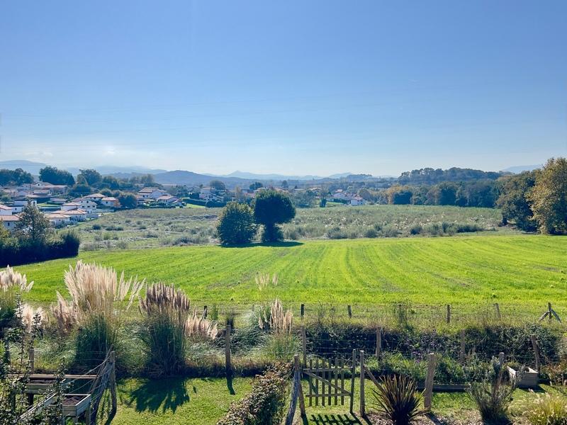 Maison - 76 m² - 4 pièces