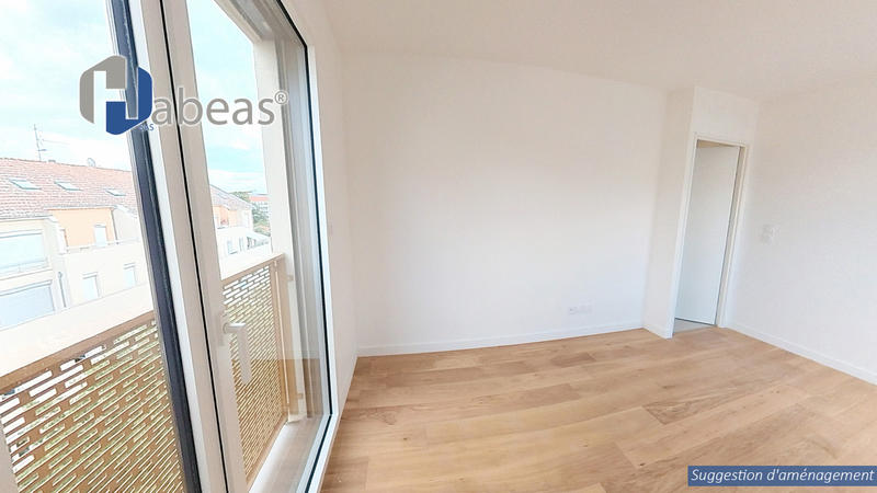 Appartement - 81 m² - 4 pièces