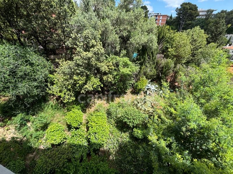 Appartement - 96 m² - 3 pièces