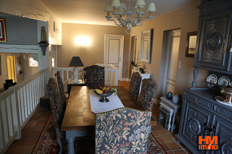 Maison - 160 m² - 9 pièces