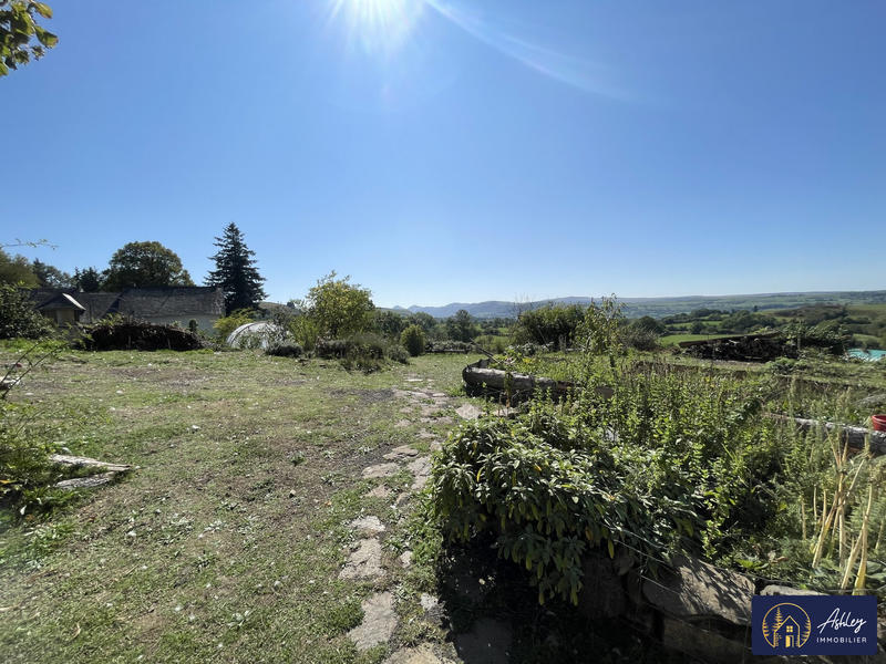 Maison ancienne - 230 m² - 6 pièces