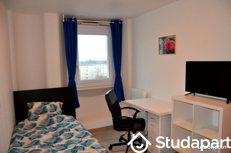 Chambre - 9 m² - 1 pièce