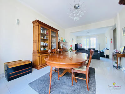 Maison - 195 m² - 8 pièces