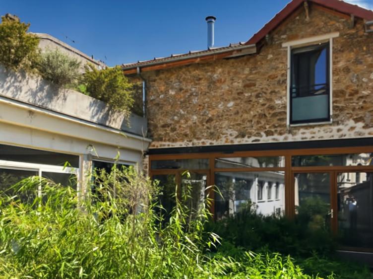 Maison d'architecte - 222 m² - 7 pièces