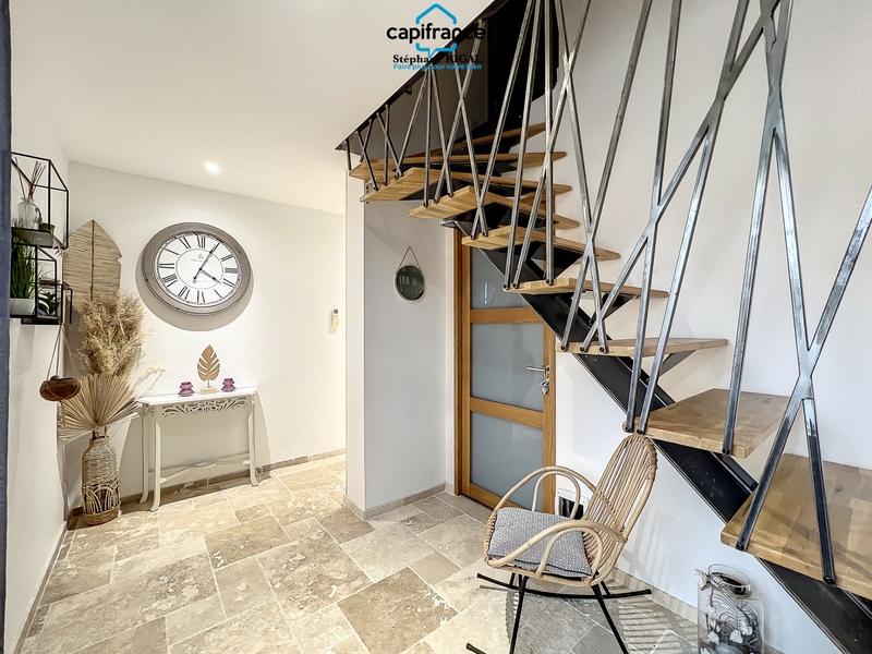 Propriété - 229 m² - 7 pièces