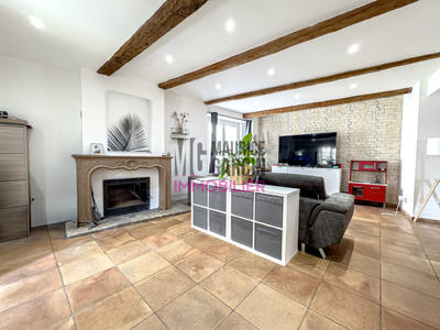 Appartement - 111 m² - 3 pièces