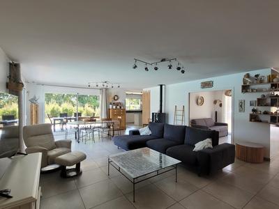 Maison - 173 m² - 6 pièces