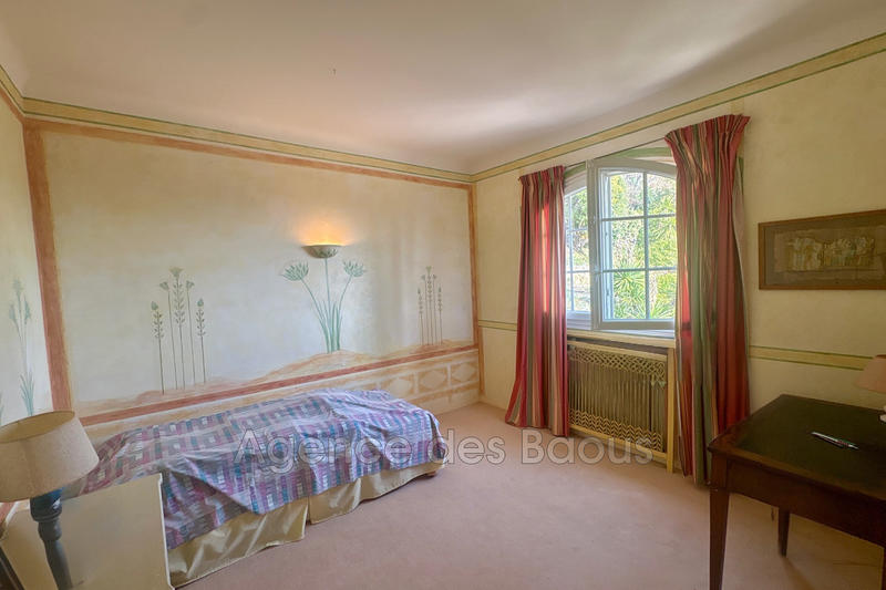 Maison - 216 m² - 1 pièce