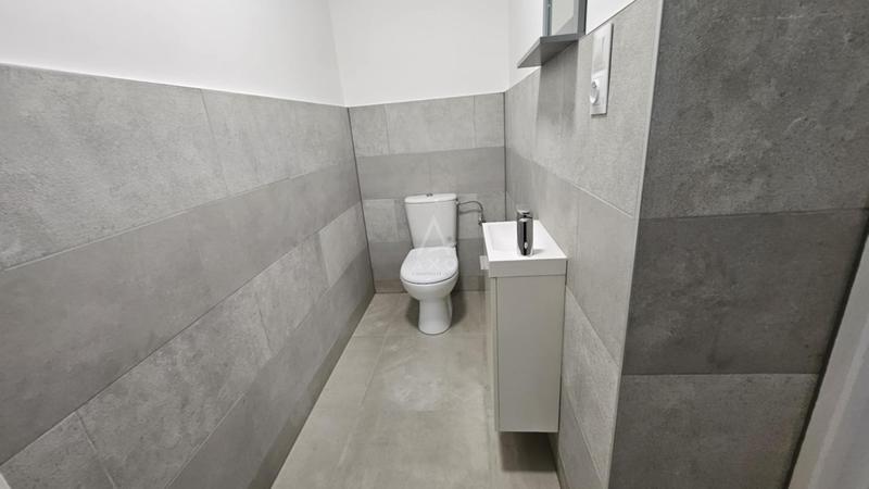 Local d'activités - 64 m² - 4 pièces