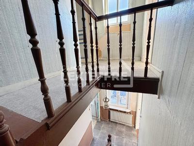 Immeuble - 138 m² - 6 pièces