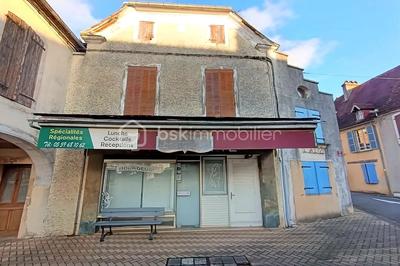 Maison de village - 170 m² - 7 pièces