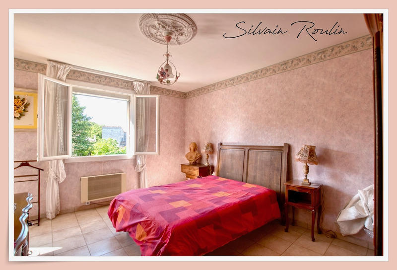 Maison - 210 m² - 8 pièces