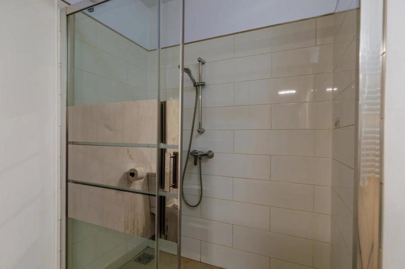 Studio - 40 m² - 1 pièce