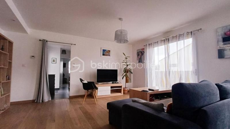 Maison - 99 m² - 4 pièces