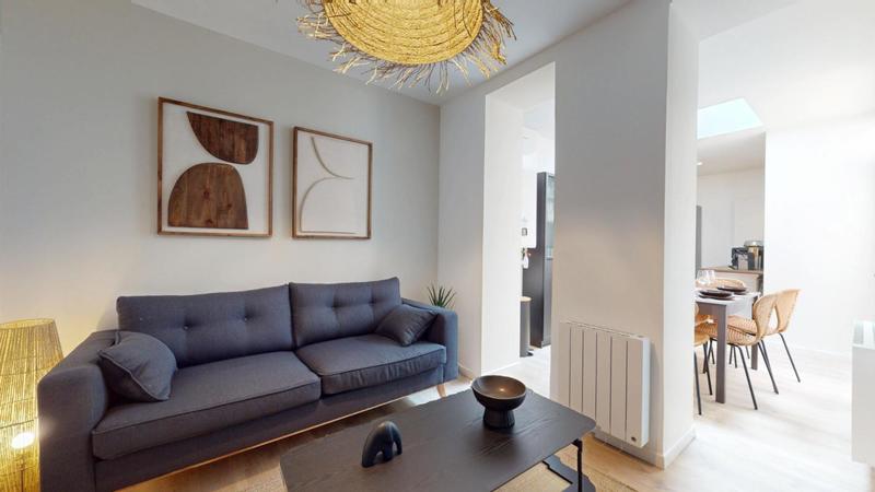 Maison - 90 m² - 6 pièces