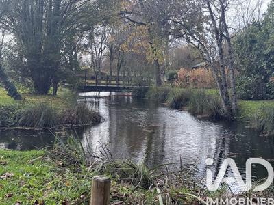 Maison - 193 m² - 9 pièces