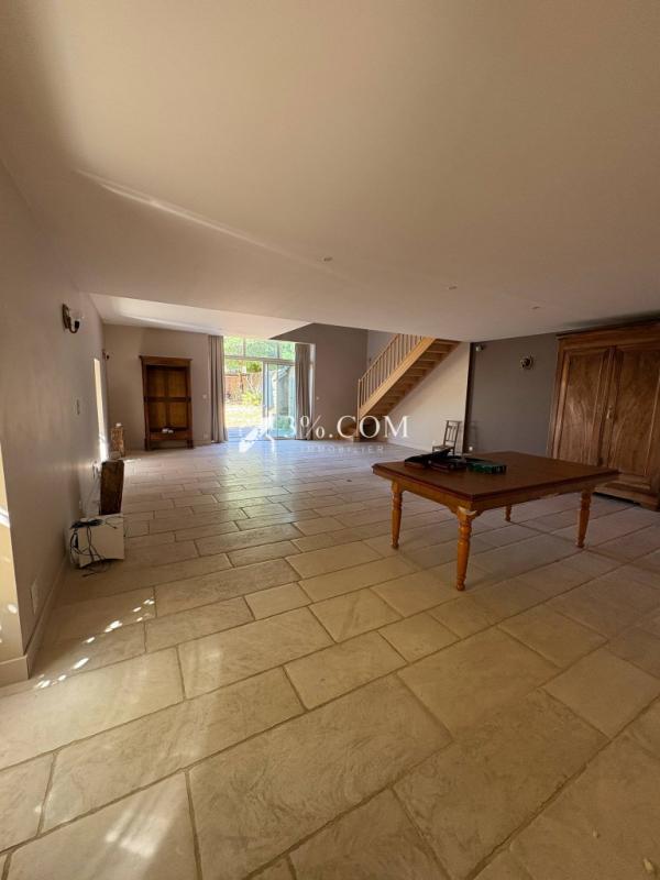 Maison - 258 m² - 10 pièces