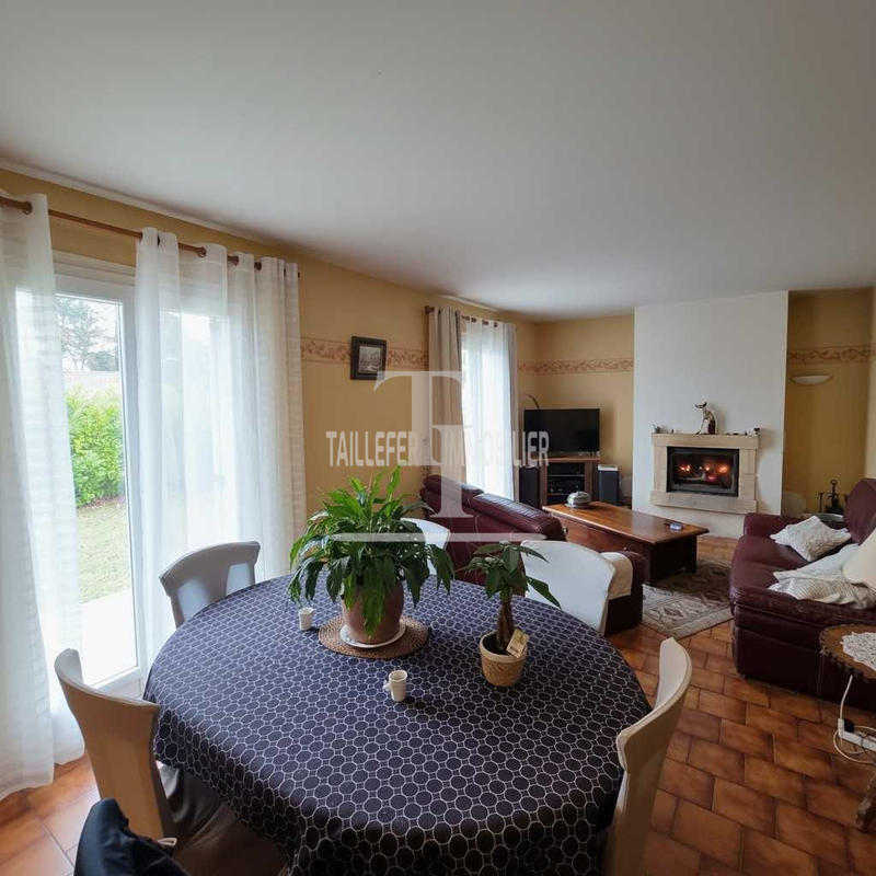 Maison - 95 m² - 4 pièces