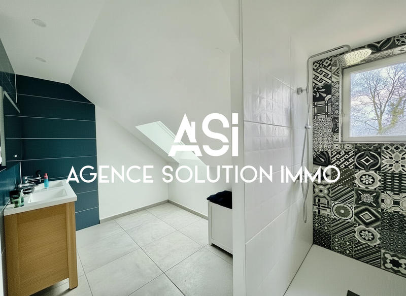 Maison - 183 m² - 8 pièces