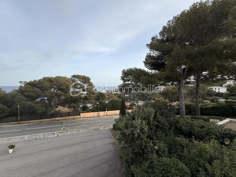 Maison jumelée - 110 m² - 4 pièces