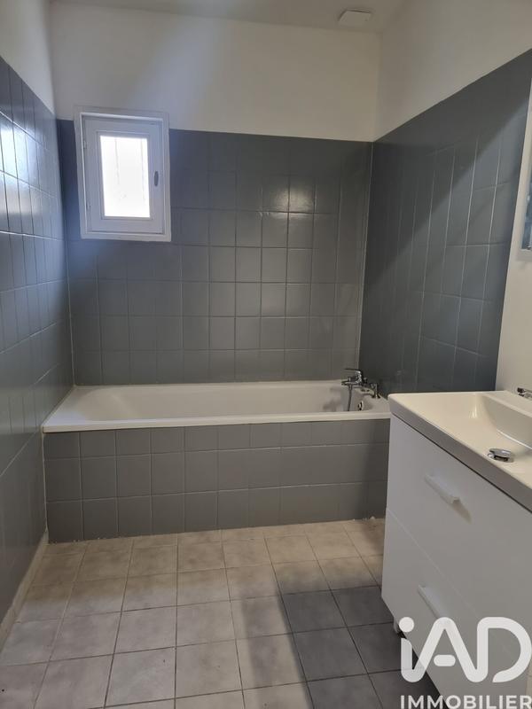 Maison - 220 m² - 7 pièces