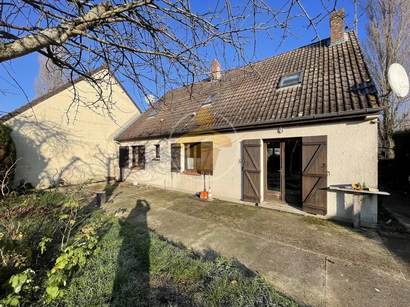 Maison - 140 m² - 6 pièces