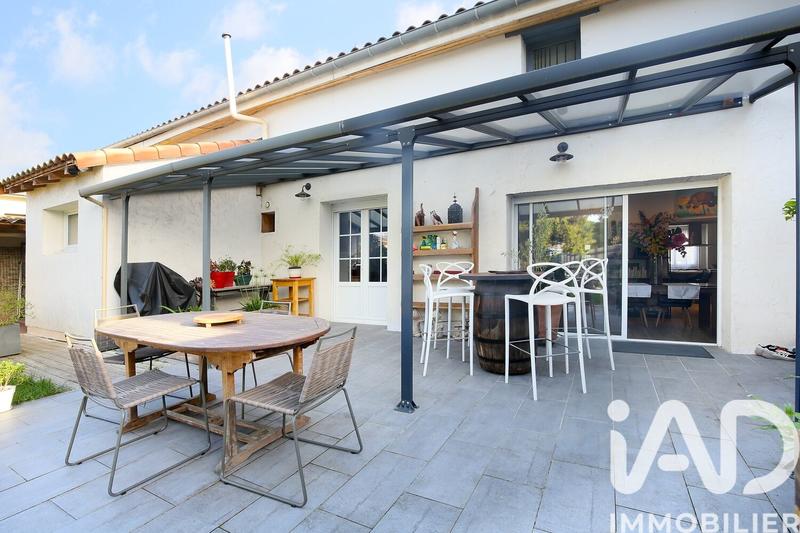 Maison de ville - 210 m² - 7 pièces